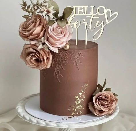 Glamour Cake, Wedding Cake Simple Elegant, Golden Birthday Cakes, 40th Cake, Chocolate Cake Designs, Modern Cakes, Turning 40, 40th Birthday Cakes, Big Cakes