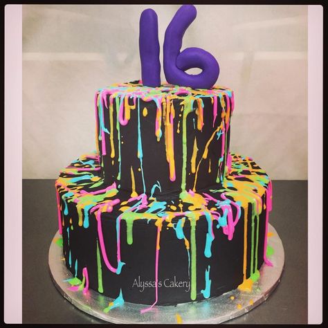 Paint Splatter Cake - Alyssas Cakery Paint Splatter Cake, Splatter Cake, Paint Cakes, Rosette Cupcakes, Paint Cake, Poppy Birthday, Paint Themes, Slime Party, Splatter Paint