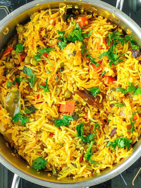 One Pot Vegetable Biryani Pulao foolproof Recipe Biryani Rice Recipe, Vegetarian Biryani, Veg Pulao Recipe, Vegetable Biryani Recipe, Vegetable Biryani, Veg Pulao, Wedding Foods, Biryani Rice, Veg Biryani