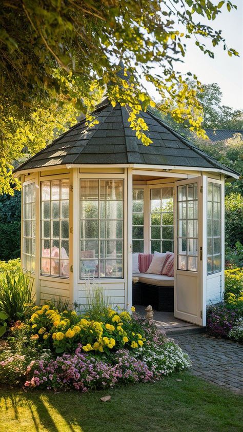 Home Gazebo, Backyard Inspo Gardens, Screened Gazebo Ideas Backyard, Aesthetic House Garden, Aesthetic Gazebo, House With Gazebo, Enclosed Garden Ideas, Aesthetic Backyards, Small Garden House