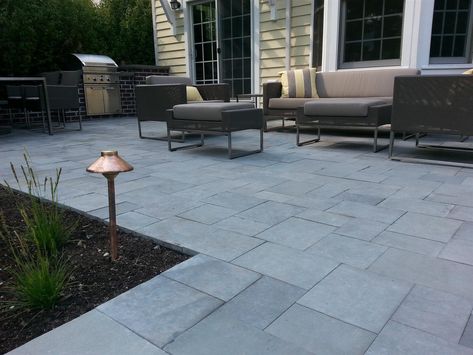 Bluestone Pavers Dark Thermal Select Natural Stone Retaining Wall, Stone Backyard, Paver Steps, Bluestone Pavers, Outdoor Paving, Patio Pavers Design, Blue Patio, Bluestone Patio, Flagstone Patio