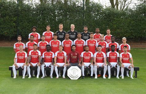 Oleksandr Zinchenko, Ben White, Burnley Fc, Bukayo Saka, Martin Ødegaard, Squad Photos, Arsenal Players, Arsenal Football Club, Greeting Card Collection