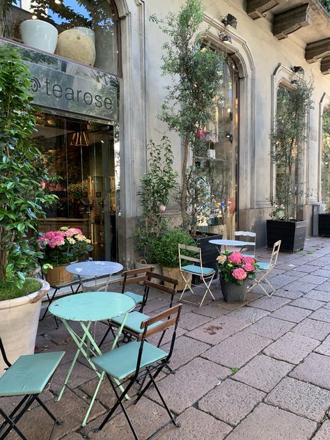 Cafe In Milan, Milan Cafe Aesthetic, Italian Cafe Outdoor, Life In Milan, Italy Aesthetic Milan, Outdoor Cafe Aesthetic, Italian Cafe Aesthetic, Milan Cafe, Cafe In Italy