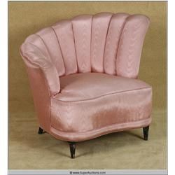 1950s Living Room, Retro Chairs, Retro Bedrooms, Pink Chair, Shell Chair, Retro Chair, Art Chair, I Love Pink, All Things Pink