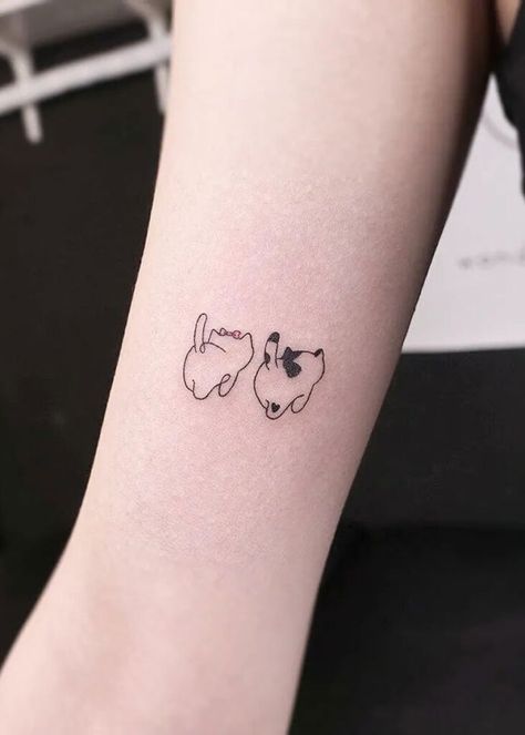 70+ Ideas de TATUAJES DE GATOS # Sencillos, Siluetas y Huellas Tatuagem Percy Jackson, Baking Tattoo, Cute Animal Tattoos, Cats Tattoo, Cat Tattoo Designs, Cute Little Tattoos, Tatuaje A Color, Small Hand Tattoos, Dainty Tattoos