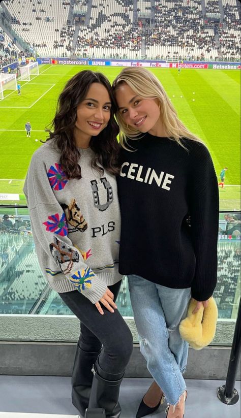 Parisienne Aesthetic, Football Wags, Teen Life, Future Lifestyle, Football Outfits, Varsity Jacket, Style Me, Christmas Sweaters, Graphic Sweatshirt