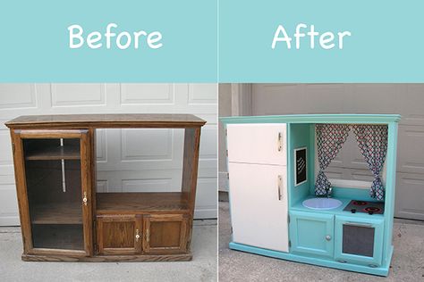 Cute play kitchen for kids. Diy Cozinha, Old Entertainment Centers, Entertainment Center Furniture, Play Kitchens, Kids Play Kitchen, Entertainment Center Repurpose, Diy Play Kitchen, Old Cabinets, Entertainment Stand