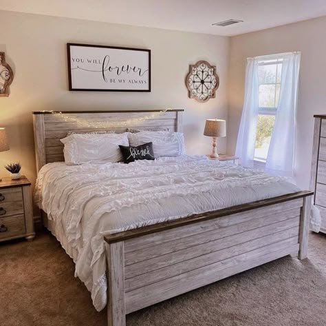 Bedroom Ideas For Couples, Bedroom Ideas For Couples Modern, Farmhouse Bedroom Decor, Ideas For Couples, Couple Bedroom, Remodel Bedroom, Master Bedrooms Decor, Rustic Bedroom, Room Inspiration Bedroom