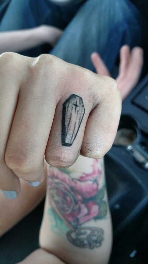 I want this but somewhere else Dark Tattoo Ideas, Marriage Tattoos, Coffin Tattoo, Gotik Tattoo, Ring Tattoo, Hand And Finger Tattoos, Ring Finger Tattoos, Sick Tattoo, Creepy Tattoos