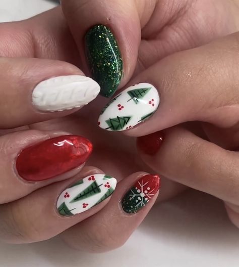 Winter Nail Art Designs, Horror Nails, December Nails, Plaid Nails, Nail Sets, Cute Gel Nails, Vacation Nails, Winter Nail Art, Winter Nail