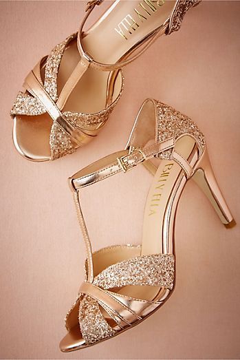 Hak Tinggi, Gold Wedding Shoes, Wedding Boots, Prom Heels, T Strap Heels, Glitter Shoes, Tadashi Shoji, Gold Shoes, Wedding Heels