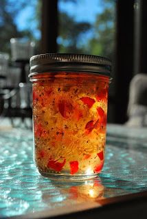 Heathers Garden, Canning Jams, Pickled Foods, Pepper Jelly Recipes, Preserving Recipes, Wine Jelly, Pepper Relish, Hot Pepper Jelly, Canning Ideas