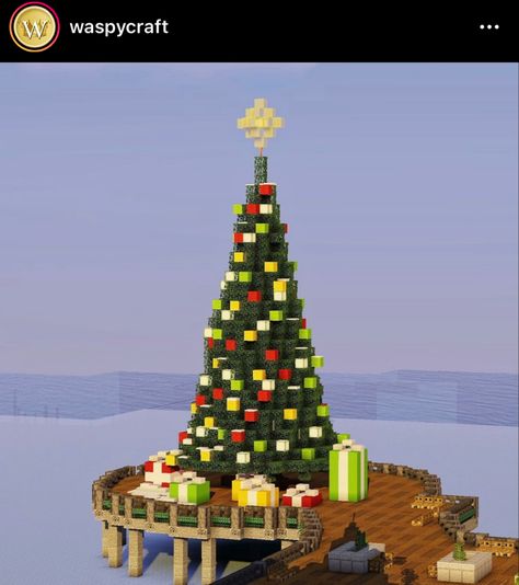 by waspycraft on insta Christmas In Minecraft, Minecraft Christmas Village Ideas, Minecraft Snowy Village Ideas, Minecraft Santa Sleigh, Minecraft Christmas Tree Builds, Christmas Town Minecraft, Minecraft Building Ideas Winter, Christmas Builds Minecraft, Winter Wonderland Minecraft