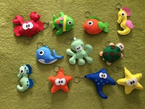 Felt Keyring, Felt Toys Diy, Felt Fish, Baby Mobil, Felt Crafts Patterns, Baby Fish, Mermaid Parties, Sea Crafts, Ocean Crafts