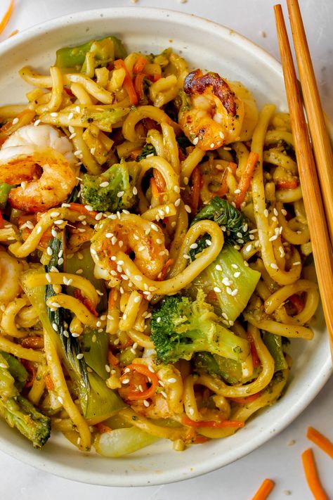 Shrimp Udon Stir Fry Shrimp And Tofu Stir Fry, Udon Shrimp Stir Fry, Shrimp And Udon Noodles Recipe, Udon Shrimp Noodle Recipe, Shrimp Udon Noodles Stir Fry, Shrimp Udon Noodles, Beef Udon Stir Fry, Seafood Udon, Shrimp Udon