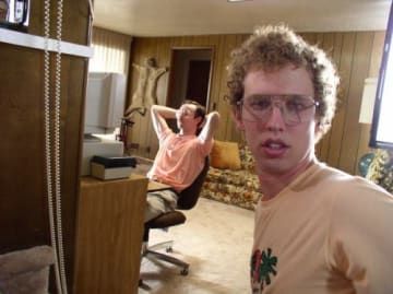 34 Behind The Scenes Photos That Will Change The Way You Look At Classic Movies Jon Heder, Napoleon Dynamite, Nick Miller, Cartoon Network Adventure Time, Vertical Poster, Adventure Time Art, Adventure Time Anime, Progress Pictures, Popular Movies