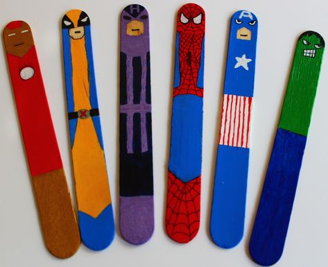 Life On The Go With NOLA Girl!: Superhero Bookmarks Abatelenguas Ideas, Superhero Bookmarks, Superhero Crafts, Bookmark Printing, Craft Sticks, Stick Art, Stick Crafts, Popsicle Stick Crafts, Popsicle Stick