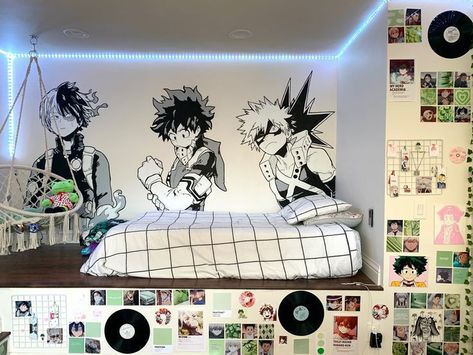 Cute Anime Room Ideas, Anime Shelves, Anime Bedroom Ideas, Mha Manga, Shelf Inspiration, Ideas Habitaciones, Small Room Design Bedroom, Simple Anime, Manga Wall