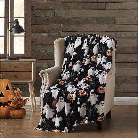 Celebrate the spookiest season with the Kate Aurora Halloween Ghosts and Jacks Ultra Soft & Plush Accent Throw Blanket. Measuring 50 inches by 60 inches, this throw blanket is the perfect addition to your Halloween decor, combining festive charm with unparalleled comfort. Crafted from ultra-soft, plush material, this blanket offers a luxurious feel that will keep you cozy during chilly October nights. The whimsical design features playful ghosts and jack-o'-lanterns, capturing the essence of Hal Aurora Halloween, Ghost Blanket, Throws Blanket, Halloween Bedroom Decor, Halloween Bedroom, Fall Blanket, Halloween Blanket, Halloween Yard Decorations, Pumpkin Ghost