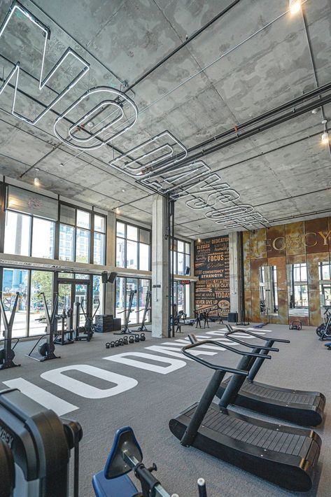 Check Out These 3 Miami Fitness Hot Spots Life Time Fitness Gym, Public Gym Design, High End Gym Design, Crossfit Interior Design, Crossfit Box Design Ideas Gym Interior, Open Gym Design, Gym Business Ideas, Crossfit Gym Design Ideas, Gym Ideas Design Commercial