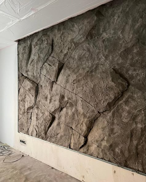 Interior Rock Wall, 3d Stone Wall, Bungalow House Floor Plans, Aquarium Architecture, Rock Panel, New Cairo, Abstract Horse Painting, Stone Wall Design, Rock Textures