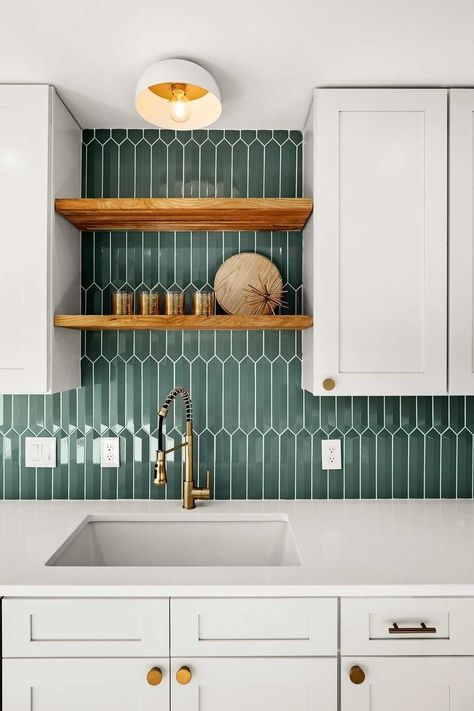 TileBar on X: "We are here for the green tile trend! 👌 This backsplash gives the space a super unique yet classic style thanks to the stunning Jade color and 3-D effect of these picket tiles. Who else is loving green lately?? 💚 Featured Product: Kent 3D in Jade Designed By: @b3ecreative https://t.co/3fVnrHkwlw" / X Green Kitchen Splashback Tiles, Jade Green Backsplash, Jade Backsplash Kitchen, Teal Kitchen Tiles, Herringbone Backsplash Green, Green Tile Backsplash Kitchen, Fun Kitchen Backsplash, Green Kitchen Backsplash Tile, Color Backsplash