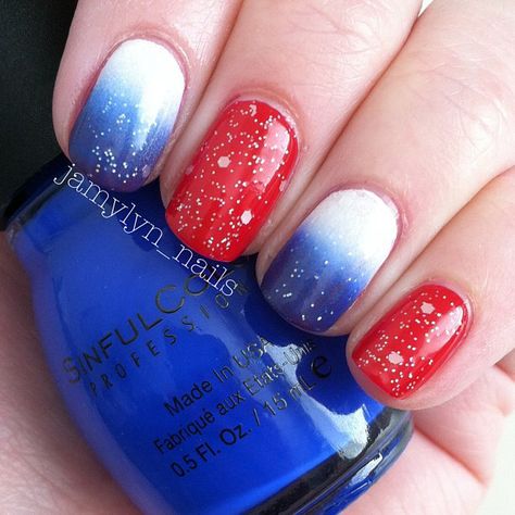 Fourth of July nails Red White And Blue Nails, White And Blue Nails, Blue Ombre Nails, Patriotic Nails, Fourth Of July Nails, 4th Of July Nails, Nails Blue, July Nails, Nails Red