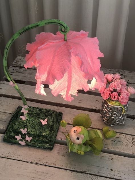 Diy Lamp Design, Flower Lamp Diy, Lamp Design Diy, Lamp Decoration Ideas, Lamp Craft, Diy Vase Decor, Lamp Decoration, Lamp Diy, Diy Lampe