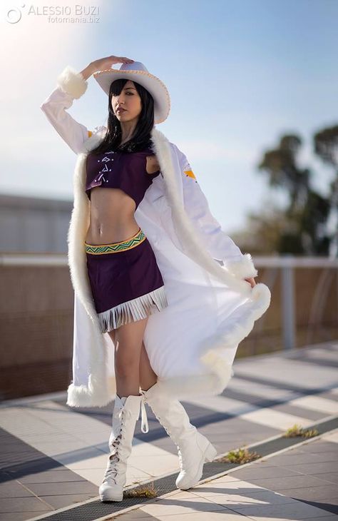 Nico Robin Alabasta, Nico Robin Cosplay, Robin Outfit, One Piece Robin, Robin Costume, Robin One Piece, Robin Cosplay, White Fur Coat, One Piece Cosplay