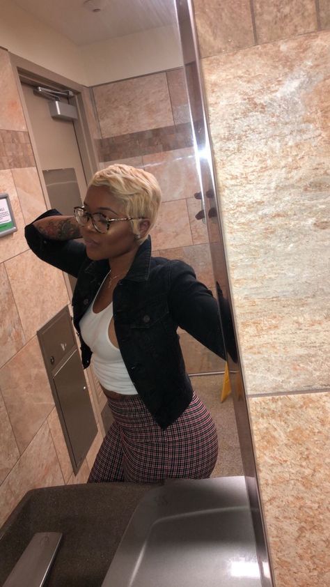 Pixie Haircut For Black Women With Glasses, Ginger Finger Waves, Pixie Cut Outfits, Short Hair Cuts For Women Black, Short Sassy Hair Black Women, Girl Hairstyles For Short Hair, Side Part Pixie, 27 Piece Quick Weave Hairstyles, Rihanna Pixie Cut