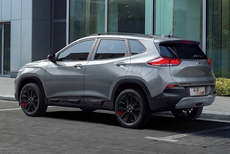 Novo Chevrolet Tracker estreia na China mais barato que o Onix Activ | Quatro Rodas Chevrolet Suv, Car Tracker, Adventure Car, Bugatti Cars, Fancy Cars, Car Girl, Dream Board, Super Cars, Bugatti