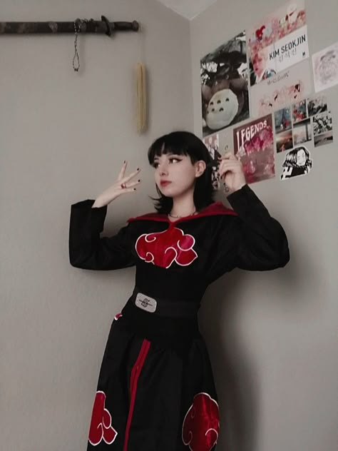 Akatsuki Outfit Ideas, Akatsuki Costume Girl, Otaku Girl Outfits, Ropa Otaku Aesthetic, Akatsuki Outfit, Anime Costume Ideas, Cosplay Anime Outfits, Otaku Outfit, Anime Cosplay Outfits