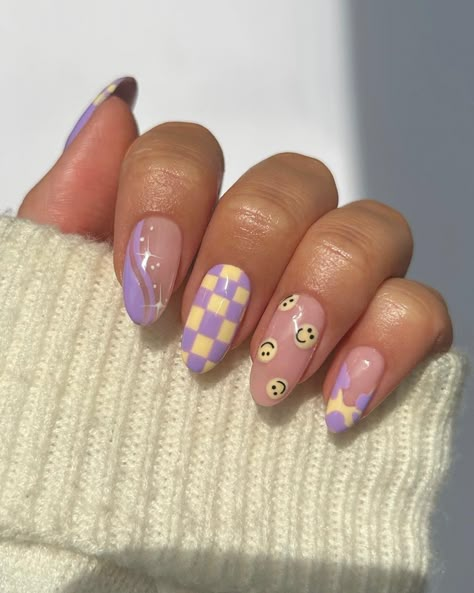 Nail Design Gold, Art Nails Acrylic, Nails Art Summer, Designs Nails Art, Preppy Nails, Gel Nails Design, Checkered Nails, Summer Nails Art, Fashionable Nails