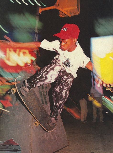 Skate Photography, Skateboarding Aesthetic, Skate Vibes, Skateboard Pictures, Skate Aesthetic, Skate Photos, Skate And Destroy, Skateboard Photography, 90s Skate