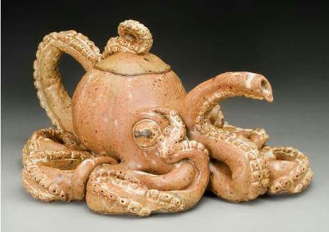 Tetera con tentáculos Octopus Teapot, Ceramic Sketchbook, Fish Teapot, Clay Decor, Pottery Design, Pottery Inspo, Day Dreaming, Clay Stuff, Octopus Art