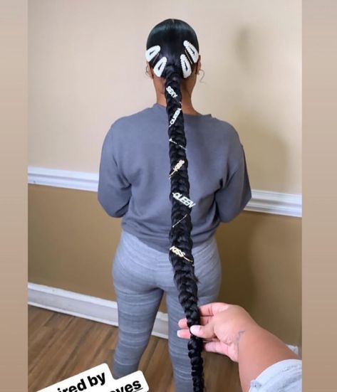 Long Braided Ponytail, Cats Reaction, Sleek Braided Ponytail, Gymnastics Hair, Ponytail Girl, Weave Ponytail Hairstyles, Food F, Short Hair Black, Off Brand