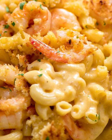 Shrimp Mac And Cheese Recipe, Shrimp Mac And Cheese, Seafood Mac And Cheese, Garlicky Shrimp, Seafood Dinner Recipes, Making Mac And Cheese, Shrimp Recipes Healthy, Recipetin Eats, Shrimp Recipes For Dinner