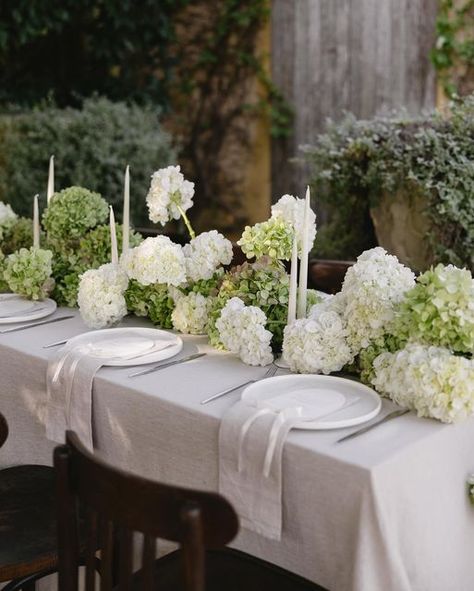 Hydrangea Table Runner Wedding, Hydrangea Inspiration, Green Hydrangea Wedding, Green Wedding Florals, White Hydrangea Centerpieces, Long Table Wedding, Hydrangea Centerpiece, Hydrangeas Wedding, Green Hydrangea