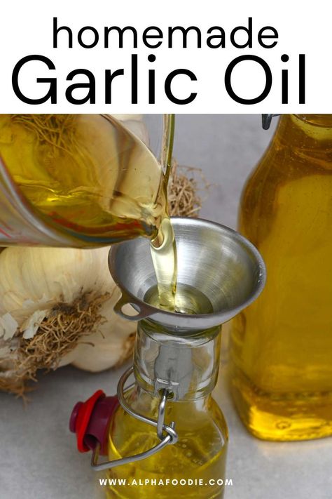 Bring a new burst of flavor to your everyday oil with my recipe for garlic-infused olive oil, a great alternative to classic Italian olive oil. No need to buy your garlic oil at a store anymore – this recipe uses just two ingredients! Everyday Oil, Garlic Oil Recipe, Infused Oil Recipes, Herbal Vinegar, How To Store Garlic, Garlic Infused Olive Oil, Flavored Olive Oil, Olive Oil Recipes, Homemade Oil