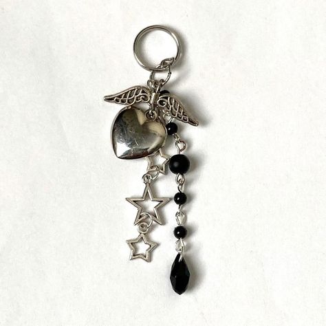 Look what I just found on Depop 👀 https://depop.app.link/SREMyJAx9Bb Jewelry Grunge, Keychain Beaded, Star Keychain, Beaded Heart, Silver Keychain, Keychain Handmade, Black Beaded Jewelry, Heart Keychain, Star Charms