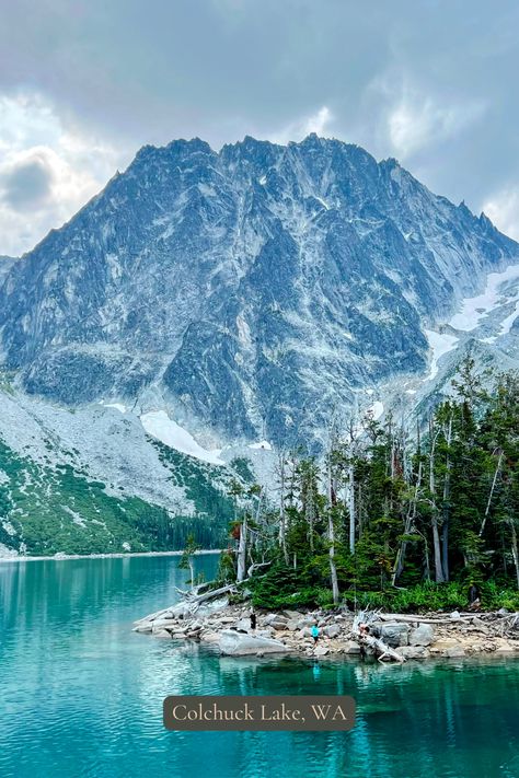 Colchuck lake is a MUST do hike while in Washington.   I've attached my Thatch itinerary for and adventures weekend from Seattle to Lake Chelan, Leavenworth, and this amazing hike.   Be sure to save this hike for this summer! Colchuck Lake Washington Hike, Colchuck Lake Washington, Lake Chelan Washington, Colchuck Lake, Chelan Washington, Washington Trip, Leavenworth Washington, Lake Chelan, Washington Hikes