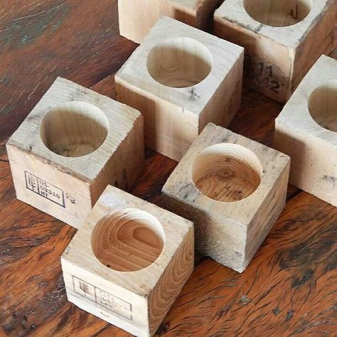 Small Wooden Projects, Recycling Hacks, Succulent Planter Diy, Scrap Wood Crafts, Vegetable Garden Diy, Wood Scraps, Scrap Wood Projects, Living Room Design Decor, Wooden Candles