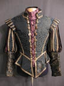 Rest•less unable to rest or relax After discovering her family an… #fanfiction #Fanfiction #amreading #books #wattpad Elizabethan Inspired Fashion, Mens Garb, 3 Musketeers, Medieval Clothes, Medieval Costume, Period Outfit, Medieval Clothing, Fantasy Costumes, Medieval Fashion