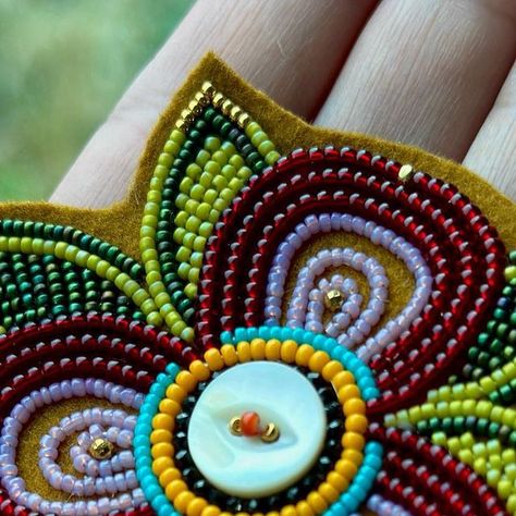 Native American Seed Bead Patterns, Beadwork Designs Patterns, Métis Beading, Christi Belcourt, Métis Beadwork, Beading Patterns Free Tutorials, Metis Beading, Handmade Moccasins, Jingle Dress