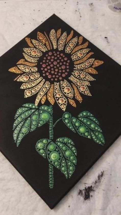 Leaf Dot Art, Canvas Dot Painting Ideas, Metis Dot Art, Dot Art Flowers, Dot Art Painting Canvases, Easy Dot Art, Abstract Painting Acrylic Modern, Dotting Art, Black Canvas Paintings