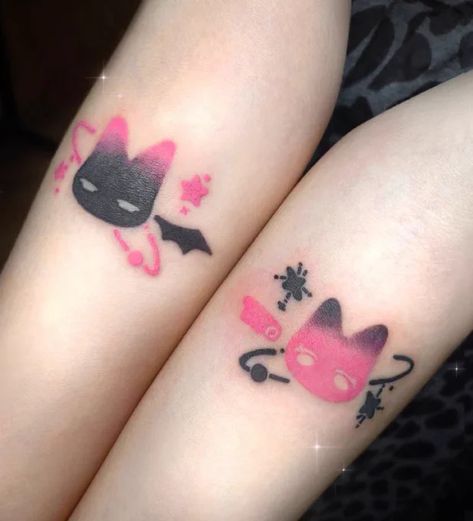 Matching Cat Tattoos, Maching Tattoos, Cute Matching Tattoos, Matching Friend Tattoos, Matching Cat, Tattoos Infinity, Funky Tattoos, Tattoos Mandala, Matching Couple Tattoos