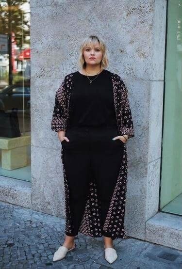 Plus Size Black Summer Outfits, Woman Plus Size Outfits, Black Outfits Casual, Black Plus Size Outfits, Plus-koon Muoti, Plus Size Outfit Inspiration, Chubby Fashion, Look Plus Size, Support Each Other