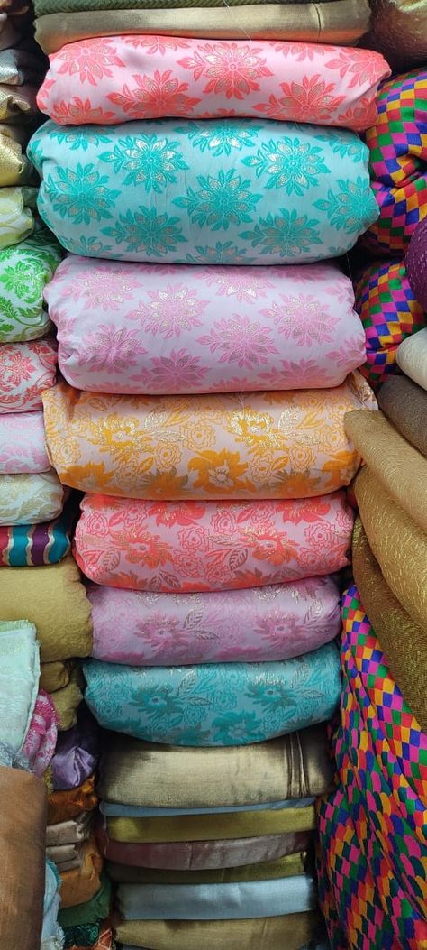 Wholesale fabric Fabric Stores, Textile Market, Cheap Fabric, Fabric Textures, New Market, Daily Routines, Fabric Stores Online, Fabric Design, Textiles