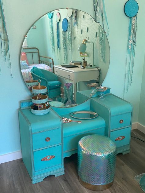 Mermaid Vanity, Little Mermaid Bedroom, Vanity Diy, Paint Accents, Vanity Makeover, Mermaid Bedroom, Room Vanity, Vanity Bedroom, Blue Vanity