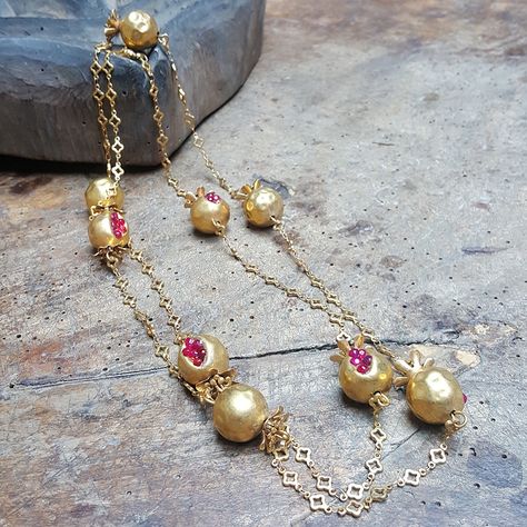 Red Stone Necklace, Pomegranate Necklace, Tulip Necklace, Pomegranate Jewelry, Pink Heart Necklace, Art Jewelry Design, Gold Jewelry Simple Necklace, Fruit Jewelry, Fine Art Jewelry